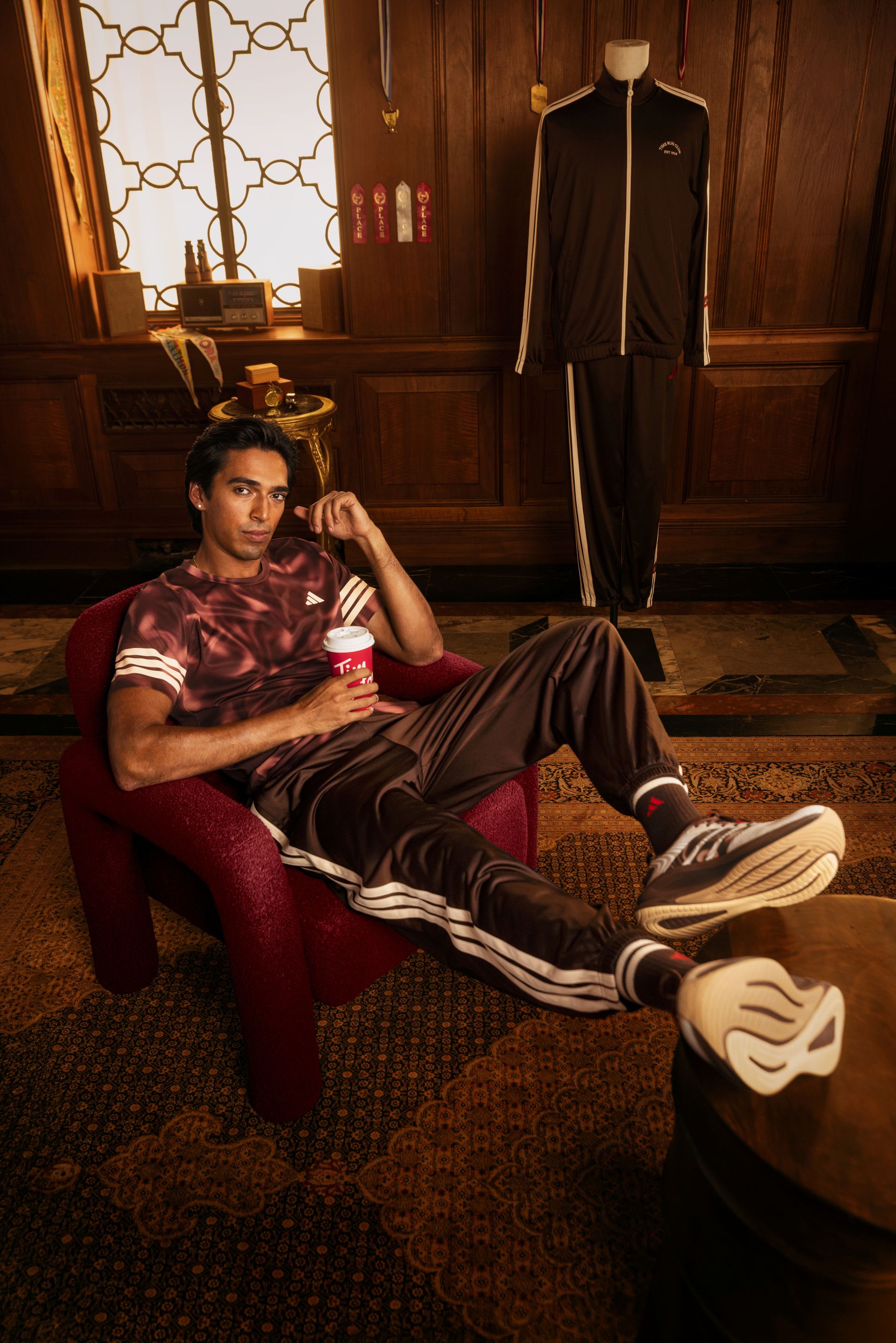 Tim Hortons et adidas célèbrent la Journée nationale du café avec une nouvelle collection de l'Association québécoise d'athléTIM, offerte dès le 24 septembre sur BoutiqueTim.ca