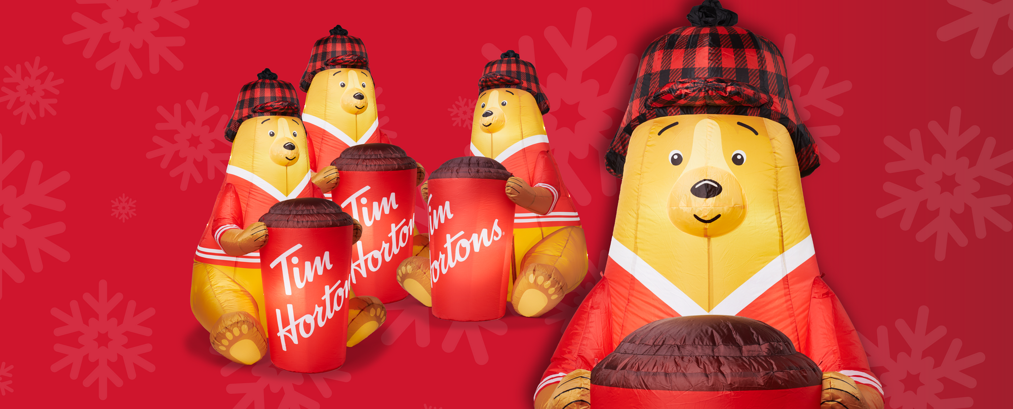 Appel à tous les adeptes de Tim! Inscrivez-vous maintenant pour courir la chance de gagner des ours gonflables des Fêtes Tim Hortons pour vous et votre rue entière